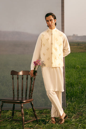 Designer boski waistcoat for men, ideal for formal events in Pakistan, featuring a modern waistcoat design.